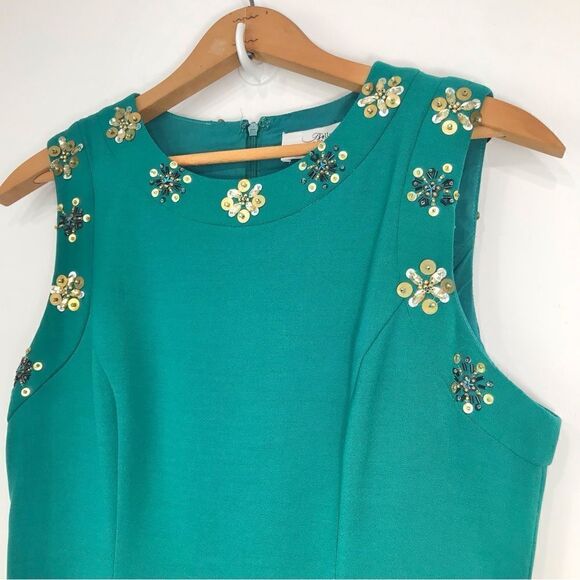 Belle by Badgley Mischka Green Cocktail Dress with Sequin Snowflake Collar - Picture 3 of 16